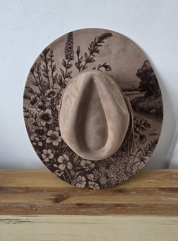 Wild meadow Burned Hat, Floral Cowboy Hat. Burned Cowboy Hat: Engraved Suede/Felt Boho Fedora, Felt Wide brim hat Western Hat Festivals