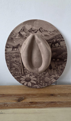 Horses, meadow and mountains Burned Hat, Floral Cowboy Hat. Burned Cowboy Hat: Engraved Suede/Felt Boho Fedora, Felt Wide brim hat Festivals
