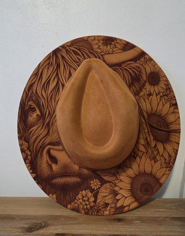 Highland Cow and sunflowers Burned Hat, Halloween, cow and flowers Burned cowgirl Cowboy Hat: Engraved Suede/Felt Boho Fedora, Wide brim hat