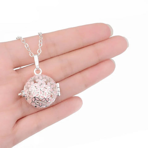 Pink Flower Harmony Locket Cage Volcanic Stone Necklace Aromatherapy Essential Oil Lava Stone Diffuser Necklace Jewelry for Women Gift 18mm