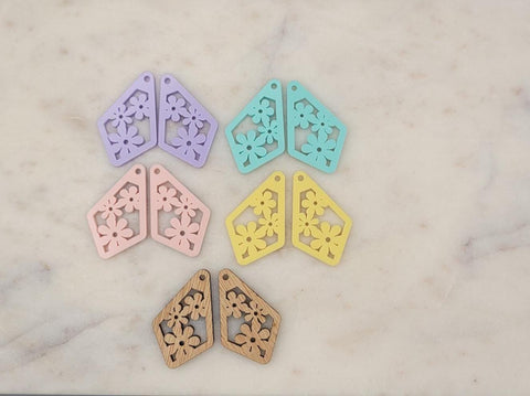 Floral Charm Earrings, Flower Cluster Earring, Boho, Daisy Earrings made from  Acrylic or wood. Many colours to choose from