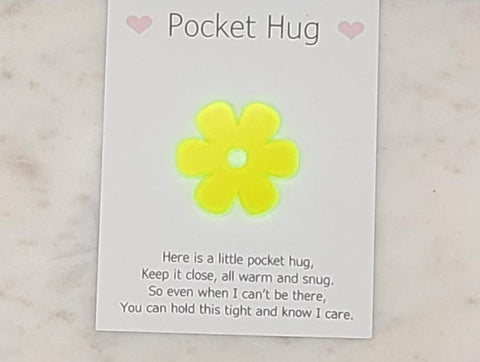 Daisy Pocket hug token love gift thinking of you  little pocket hug, pick me up pocket hug token Acrylic - 35 colours