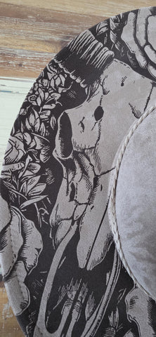 Longhorn Skull Burned Hat, Skull and roses, Cowboy desert Burned Cowboy Hat: Feathers Engraved Suede/Felt Boho Fedora, Felt Wide brim hat
