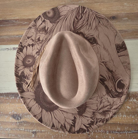Horse and Sunflowers Burned Hat, Floral Burned cowgirl Cowboy Hat: Engraved Suede/Felt Boho Fedora, Felt Wide brim hat Western Hat Festivals
