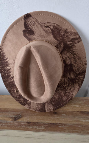 Howling Wolf Burned Hat, cowgirl Burned Mountain Cowboy Hat: Engraved Suede/Felt Boho Fedora, Felt Wide brim hat Western Hat Festivals