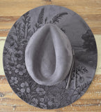 Wild meadow Burned Hat, Floral Cowboy Hat. Burned Cowboy Hat: Engraved Suede/Felt Boho Fedora, Felt Wide brim hat Western Hat Festivals