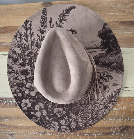 Wild meadow Burned Hat, Floral Cowboy Hat. Burned Cowboy Hat: Engraved Suede/Felt Boho Fedora, Felt Wide brim hat Western Hat Festivals