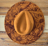 Highland Cow and flowers Burned Hat, Halloween, cow and flowers Burned cowgirl Cowboy Hat: Engraved Suede/Felt Boho Fedora, Wide brim hat
