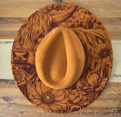 Highland Cow and flowers Burned Hat, Halloween, cow and flowers Burned cowgirl Cowboy Hat: Engraved Suede/Felt Boho Fedora, Wide brim hat
