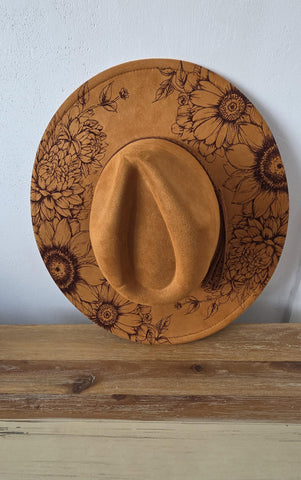 Dahlias Burned Hat, cowgirl Burned flowers Cowboy Hat: Engraved Suede/Felt Boho Fedora, Felt Wide brim hat Western Hat Festivals