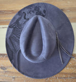 Howling Wolf Burned Hat, cowgirl Burned Mountain Cowboy Hat: Engraved Suede/Felt Boho Fedora, Felt Wide brim hat Western Hat Festivals